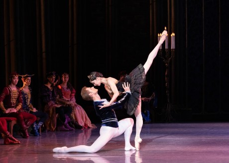 Swan lake Chloe Misseldine ABT Michal Krcmar FNB (6)