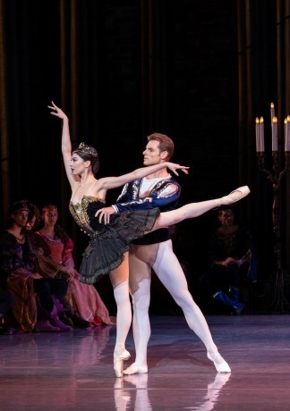 Swan lake Chloe Misseldine ABT Michal Krcmar FNB (11)