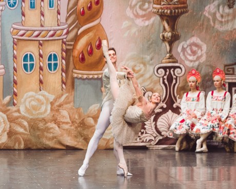 Yolanda Correa Michal Krcmar Nutcracker ballet Milano  (12)