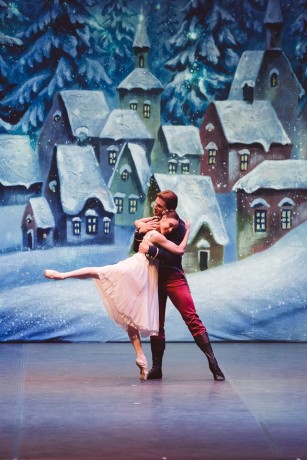 Yolanda Correa Michal Krcmar ballet Nutcracker production (4)