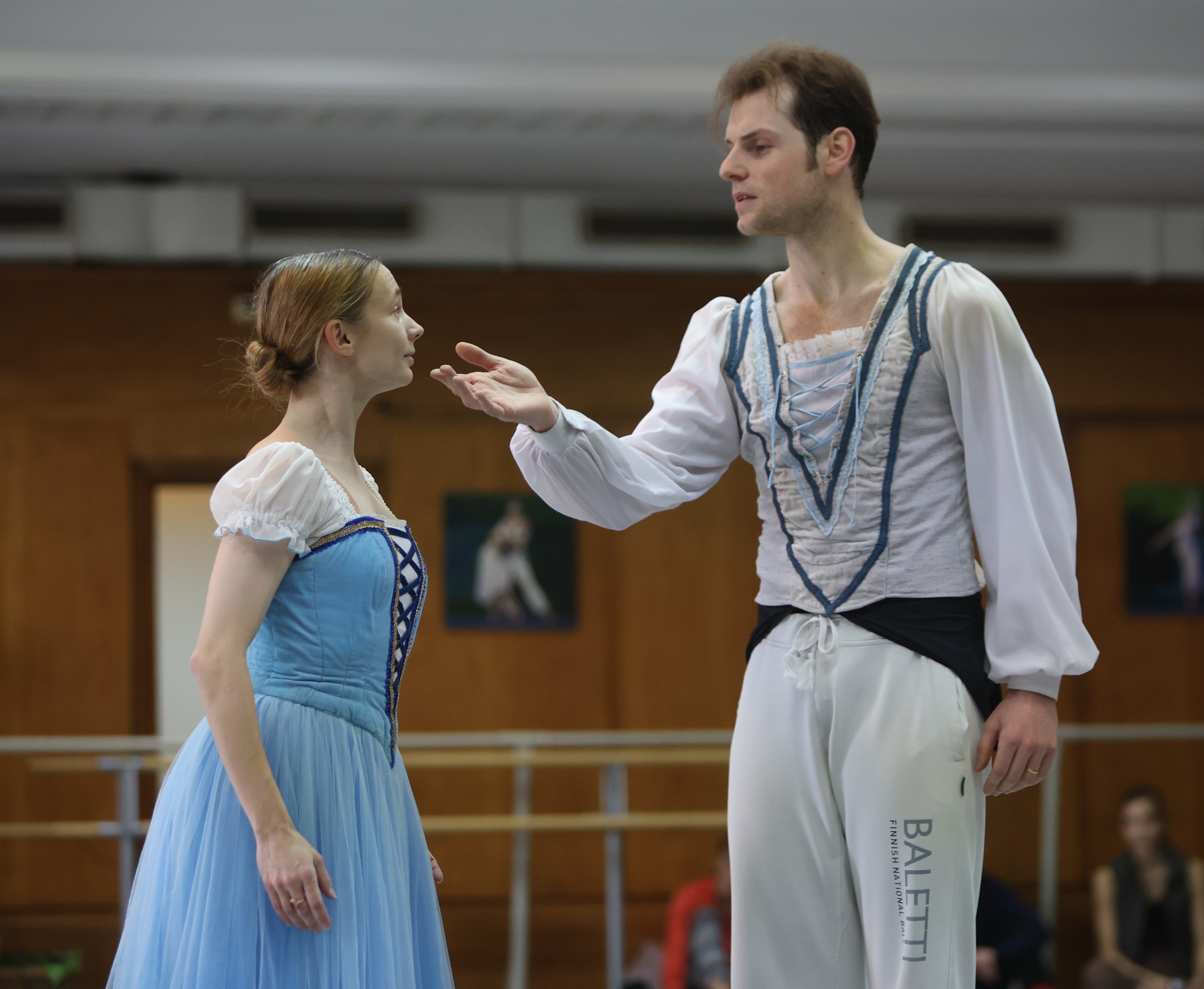 Giselle Maria Kochetkova Albrecht Michal Krcmar Bugaria Sofias national Opera Ballet (2)