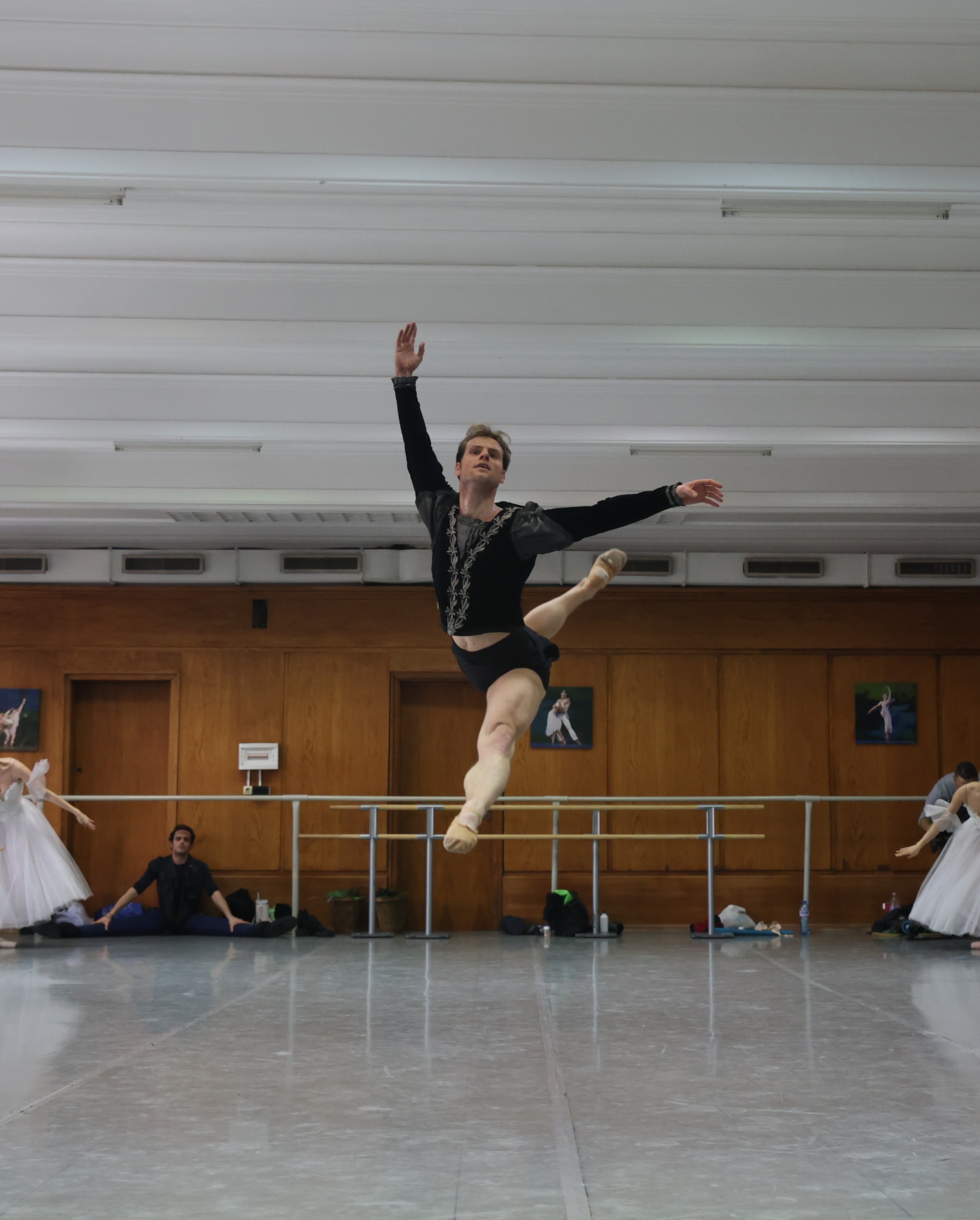 Giselle Maria Kochetkova Albrecht Michal Krcmar Bugaria Sofias national Opera Ballet (6)