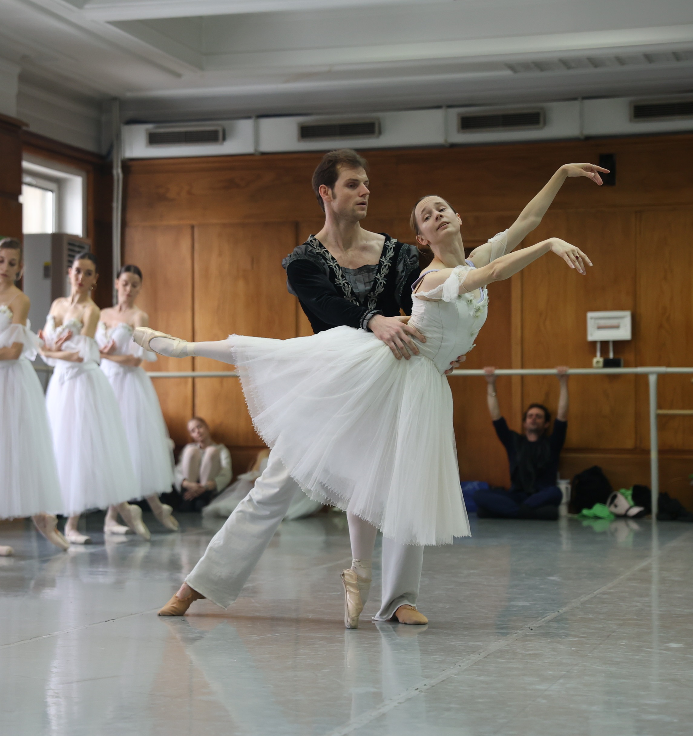 Giselle Maria Kochetkova Albrecht Michal Krcmar Bugaria Sofias national Opera Ballet (7)