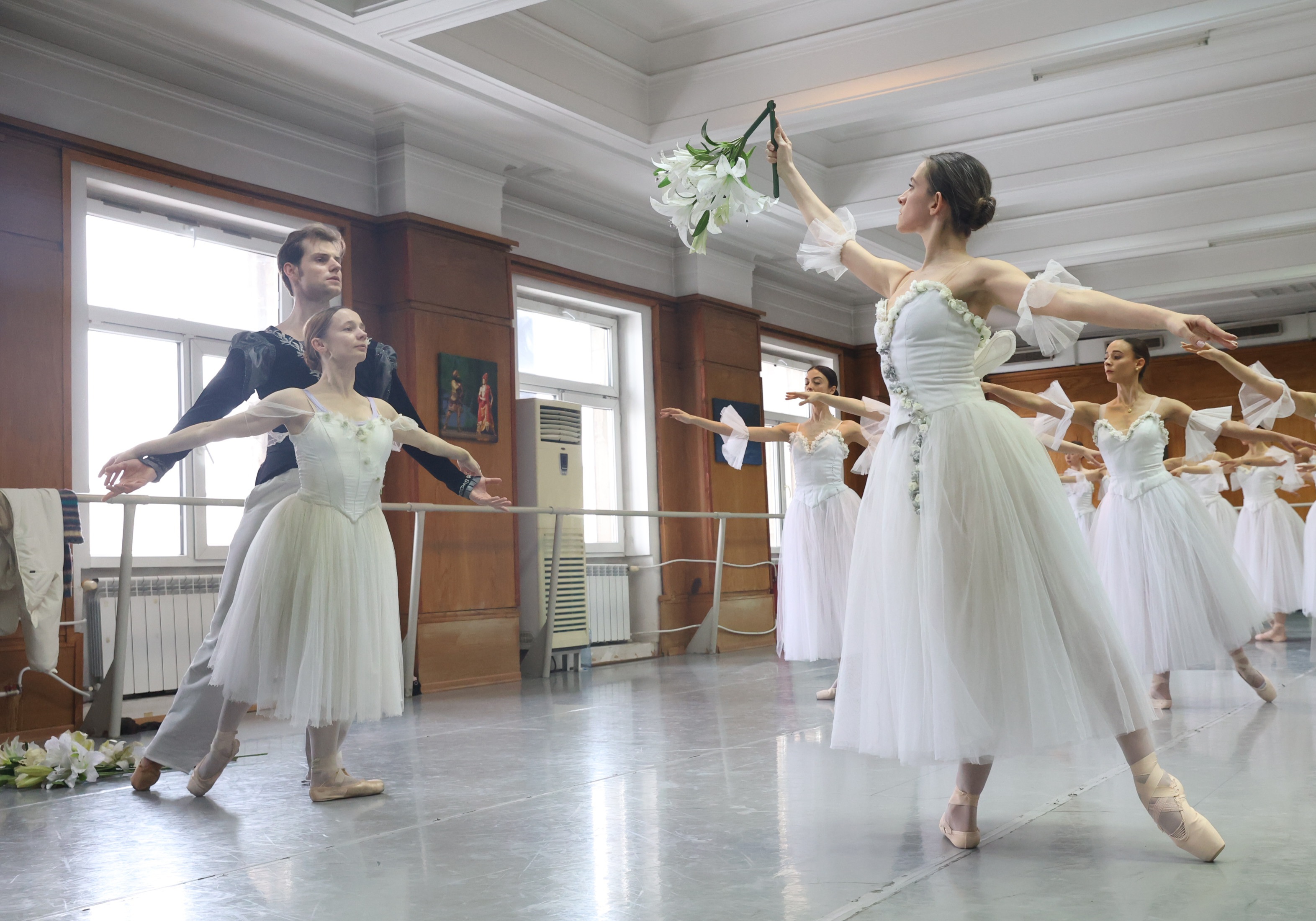 Giselle Maria Kochetkova Albrecht Michal Krcmar Bugaria Sofias national Opera Ballet (12)