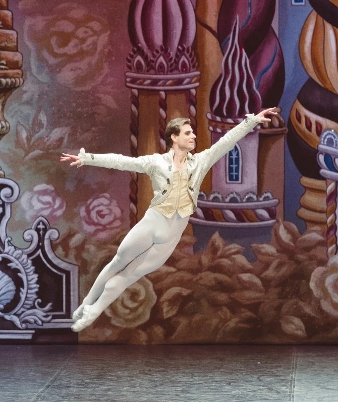 Yolanda Correa Michal Krcmar ballet Nutcracker production (5)